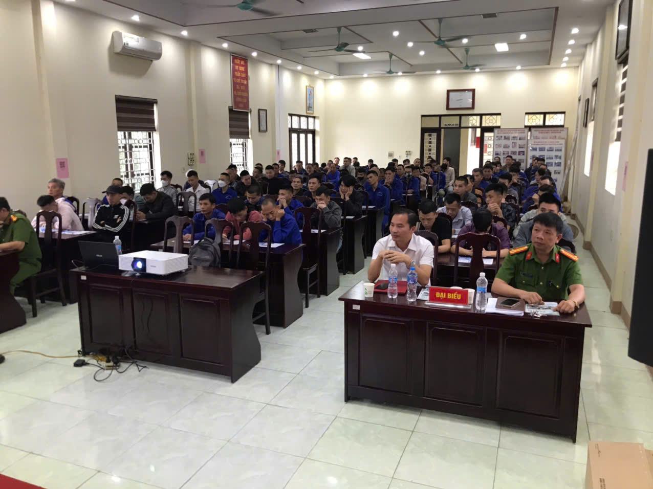 TỔ CHỨC HỘI NGHỊ CUNG CẤP THÔNG TIN THỊ TRƯỜNG LAO ĐỘNG TẠI CƠ SỞ CAI NGHIỆN MA TÚY SỐ 1 TỈNH THÁI NGUYÊN