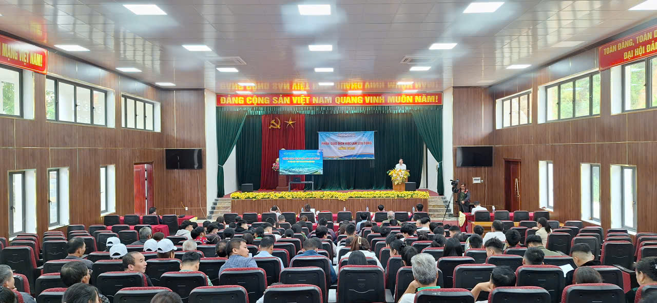 TỔ CHỨC THÀNH CÔNG PHIÊN GIAO DỊCH VIỆC LÀM LƯU ĐÔNG TẠI XÃ CHỢ MỚI TỈNH THÁI NGUYÊN NĂM 2025