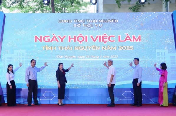 TỔ CHỨC THÀNH CÔNG NGÀY HỘI VIỆC LÀM TỈNH THÁI NGUYÊN NĂM 2025