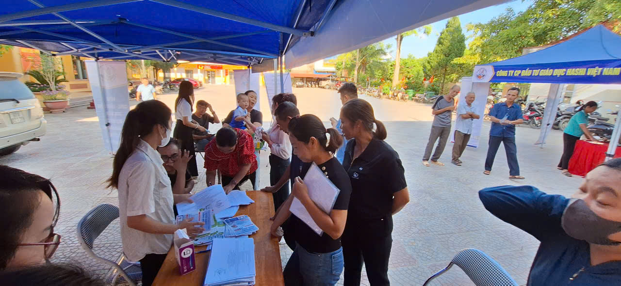 TỔ CHỨC THÀNH CÔNG PHIÊN GIAO DỊCH VIỆC LÀM LƯU ĐỘNG TẠI XÃ TRÀNG XÁ